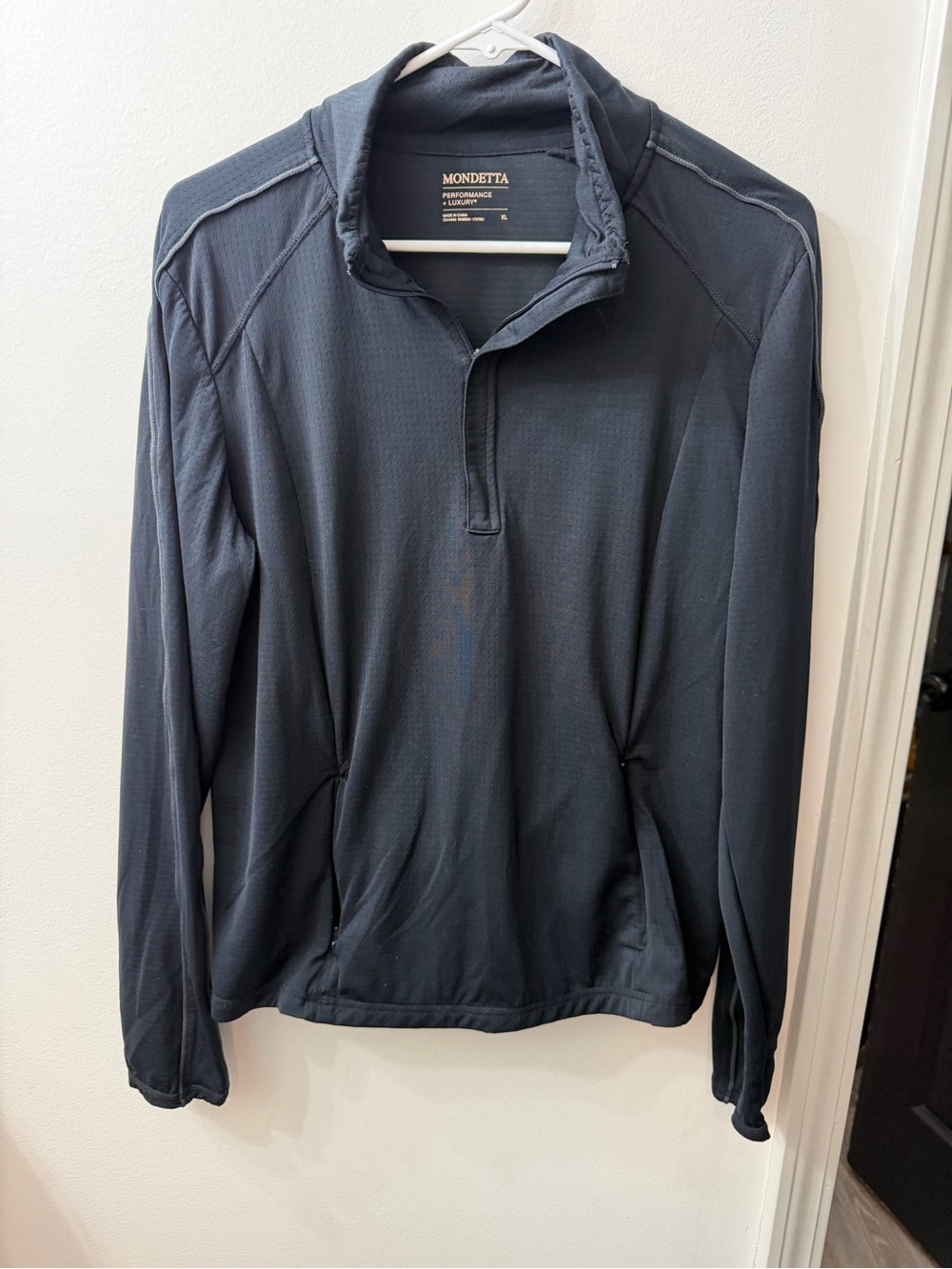 Mondetta Black Lightweight Quarter-Zip Pullover